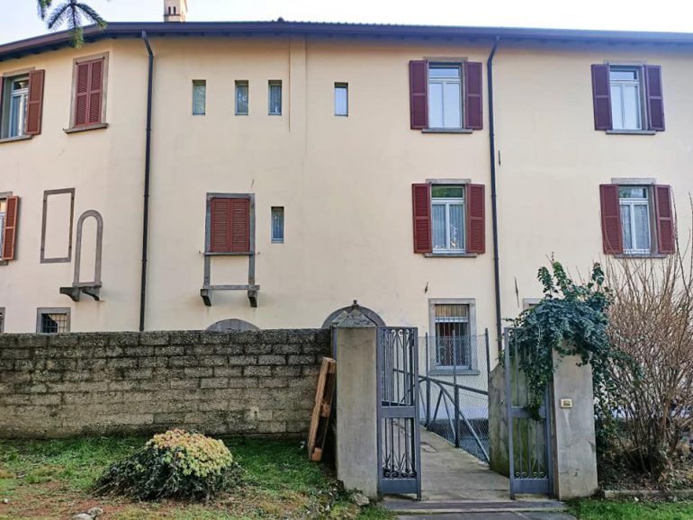 Una casa per rinascere. La comunità "Il mantello" a Torre Boldone