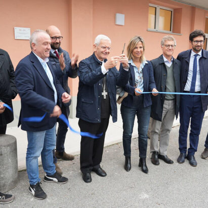 Caritas Bergamo inaugurazione nuove docce per i senzatetto