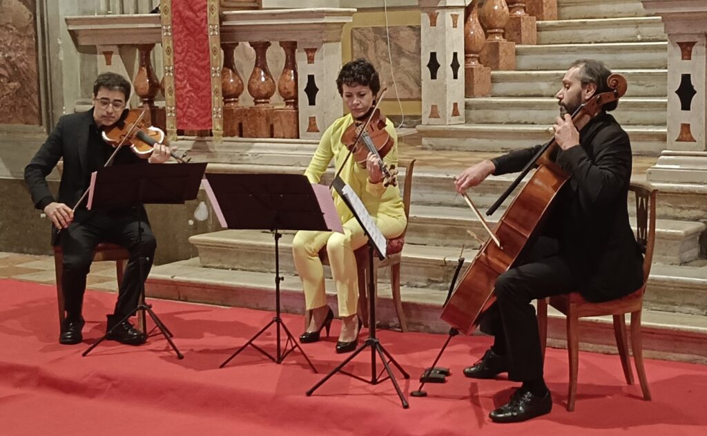 Trio giallo in concerto